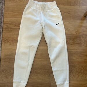 NEW Nike White Jogger Sweatpants